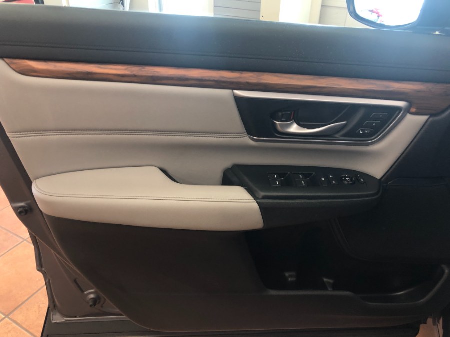 2017 Honda CR-V EX-L AWD w/Navi, available for sale in Suffern, New York | Rockland Motor Sport. Suffern, New York 2017 Honda CR-V EX-L AWD w/Navi, available for sale in Suffern, New York | Rockland Motor Sport. Suffern, New York