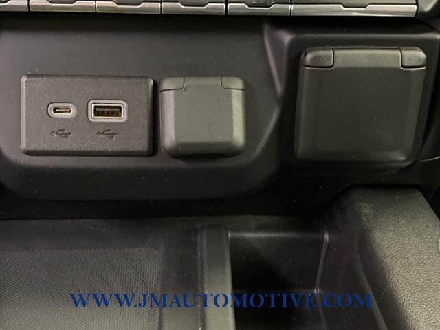 2019 GMC Sierra 1500 4WD Crew Cab 147 SLT, available for sale in Naugatuck, Connecticut | J&M Automotive Sls&Svc LLC. Naugatuck, Connecticut 2019 GMC Sierra 1500 4WD Crew Cab 147 SLT, available for sale in Naugatuck, Connecticut | J&M Automotive Sls&Svc LLC. Naugatuck, Connecticut