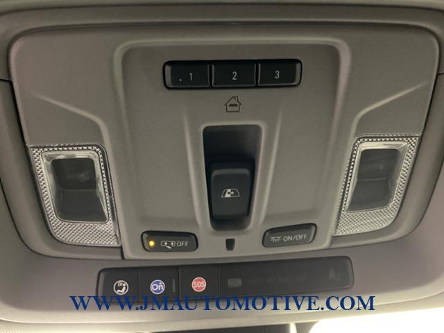 2019 GMC Sierra 1500 4WD Crew Cab 147 SLT, available for sale in Naugatuck, Connecticut | J&M Automotive Sls&Svc LLC. Naugatuck, Connecticut 2019 GMC Sierra 1500 4WD Crew Cab 147 SLT, available for sale in Naugatuck, Connecticut | J&M Automotive Sls&Svc LLC. Naugatuck, Connecticut