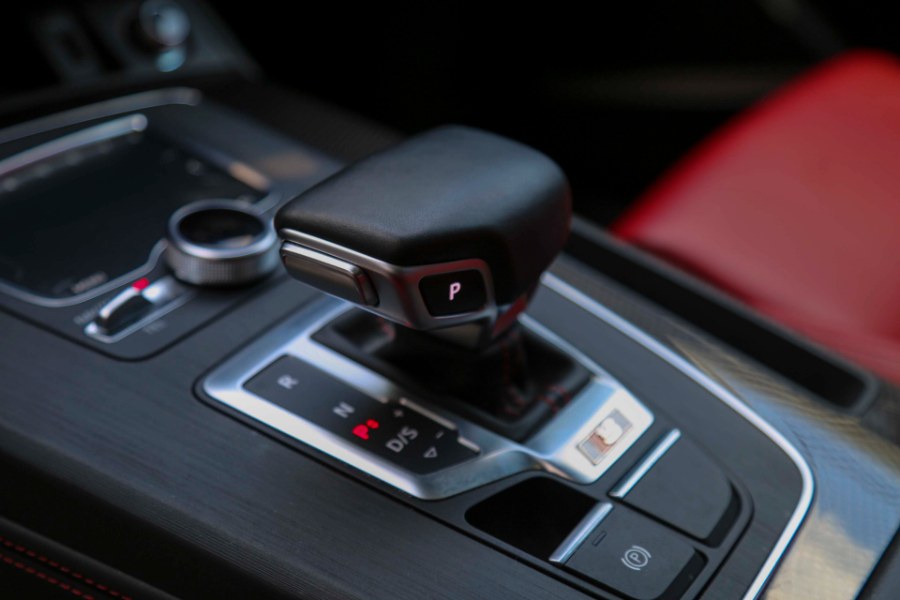 2020 Audi SQ5 Premium Plus 3.0 TFSI quattro, available for sale in Miami, Florida | 26 Motors Miami. Miami, Florida 2020 Audi SQ5 Premium Plus 3.0 TFSI quattro, available for sale in Miami, Florida | 26 Motors Miami. Miami, Florida