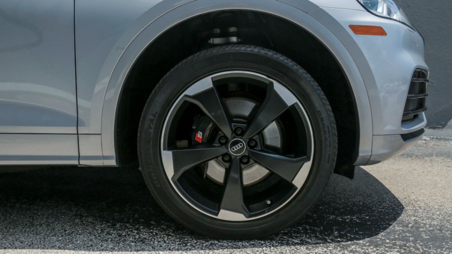 2020 Audi SQ5 Premium Plus 3.0 TFSI quattro, available for sale in Miami, Florida | 26 Motors Miami. Miami, Florida 2020 Audi SQ5 Premium Plus 3.0 TFSI quattro, available for sale in Miami, Florida | 26 Motors Miami. Miami, Florida