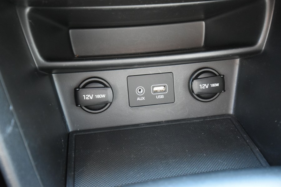 2018 Hyundai Kona Limited 1.6T DCT AWD w/Lime Accent, available for sale in Waterbury, Connecticut | Highline Car Connection. Waterbury, Connecticut 2018 Hyundai Kona Limited 1.6T DCT AWD w/Lime Accent, available for sale in Waterbury, Connecticut | Highline Car Connection. Waterbury, Connecticut
