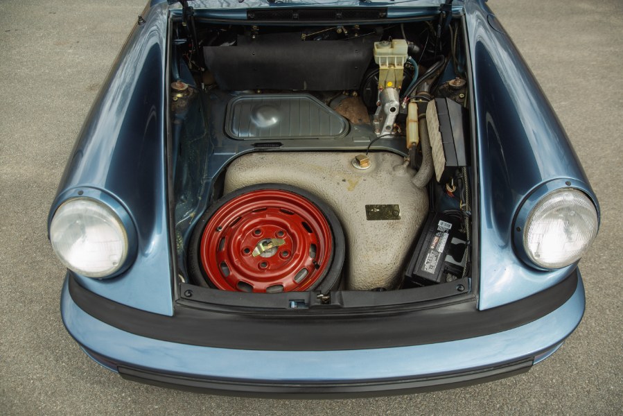 1989 Porsche 911 Carrera 2dr Targa, available for sale in North Salem, New York | Meccanic Shop North Inc. North Salem, New York 1989 Porsche 911 Carrera 2dr Targa, available for sale in North Salem, New York | Meccanic Shop North Inc. North Salem, New York