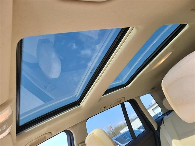 2015 Mercedes-benz Glk GLK 350, available for sale in Stratford, Connecticut | Wiz Leasing Inc. Stratford, Connecticut 2015 Mercedes-benz Glk GLK 350, available for sale in Stratford, Connecticut | Wiz Leasing Inc. Stratford, Connecticut