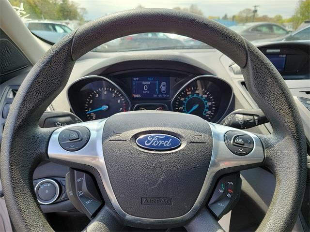 2014 Ford Escape S, available for sale in Stratford, Connecticut | Wiz Leasing Inc. Stratford, Connecticut 2014 Ford Escape S, available for sale in Stratford, Connecticut | Wiz Leasing Inc. Stratford, Connecticut