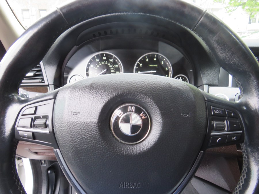 2015 BMW 5 Series 4dr Sdn 535i xDrive AWD, available for sale in Middle Village, New York | Road Masters II INC. Middle Village, New York 2015 BMW 5 Series 4dr Sdn 535i xDrive AWD, available for sale in Middle Village, New York | Road Masters II INC. Middle Village, New York
