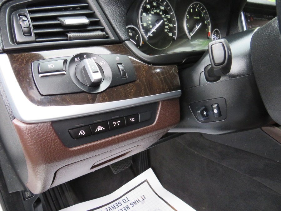 2015 BMW 5 Series 4dr Sdn 535i xDrive AWD, available for sale in Middle Village, New York | Road Masters II INC. Middle Village, New York 2015 BMW 5 Series 4dr Sdn 535i xDrive AWD, available for sale in Middle Village, New York | Road Masters II INC. Middle Village, New York