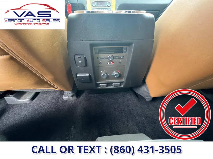 2012 Lincoln Navigator 4WD 4dr, available for sale in Manchester, Connecticut | Vernon Auto Sale & Service. Manchester, Connecticut 2012 Lincoln Navigator 4WD 4dr, available for sale in Manchester, Connecticut | Vernon Auto Sale & Service. Manchester, Connecticut