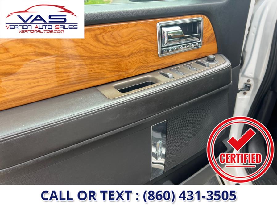 2012 Lincoln Navigator 4WD 4dr, available for sale in Manchester, Connecticut | Vernon Auto Sale & Service. Manchester, Connecticut 2012 Lincoln Navigator 4WD 4dr, available for sale in Manchester, Connecticut | Vernon Auto Sale & Service. Manchester, Connecticut
