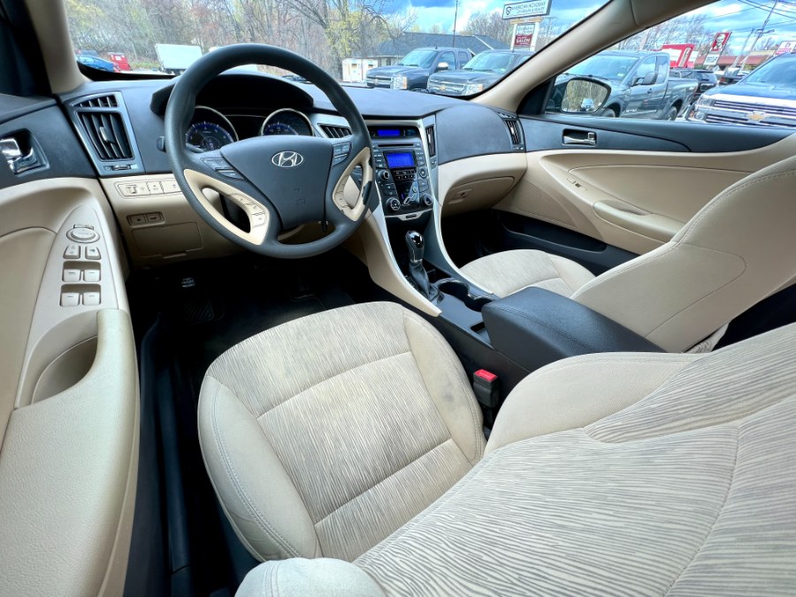 2012 Hyundai Sonata 4dr Sdn 2.4L Auto GLS, available for sale in Manchester, New Hampshire | Second Street Auto Sales Inc. Manchester, New Hampshire 2012 Hyundai Sonata 4dr Sdn 2.4L Auto GLS, available for sale in Manchester, New Hampshire | Second Street Auto Sales Inc. Manchester, New Hampshire