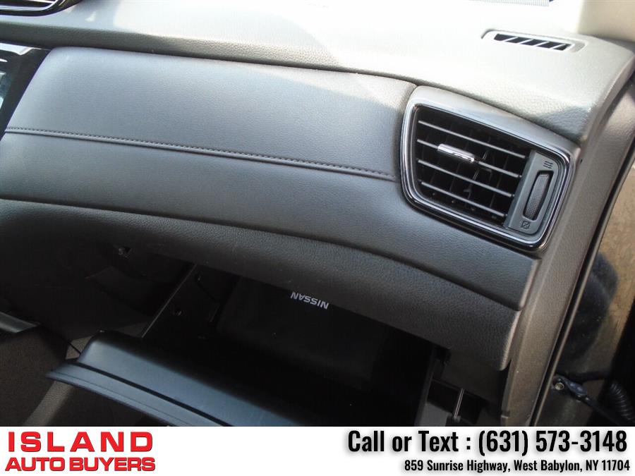 2018 Nissan Rogue S AWD 4dr Crossover, available for sale in West Babylon, New York | Island Auto Buyers. West Babylon, New York 2018 Nissan Rogue S AWD 4dr Crossover, available for sale in West Babylon, New York | Island Auto Buyers. West Babylon, New York