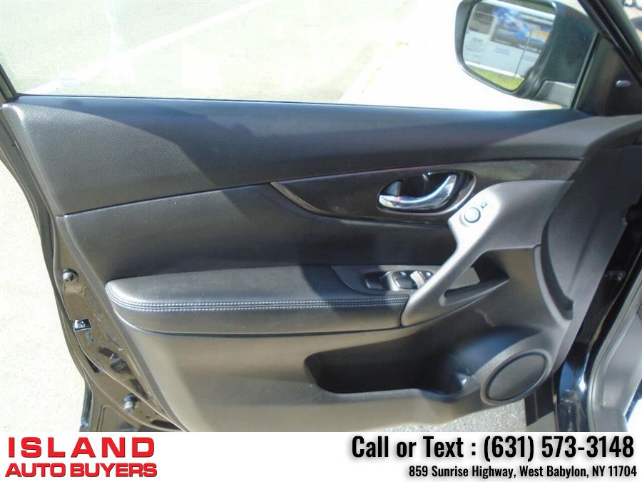 2018 Nissan Rogue S AWD 4dr Crossover, available for sale in West Babylon, New York | Island Auto Buyers. West Babylon, New York 2018 Nissan Rogue S AWD 4dr Crossover, available for sale in West Babylon, New York | Island Auto Buyers. West Babylon, New York