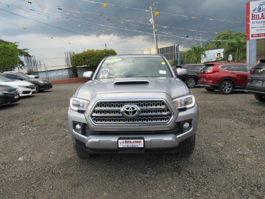 2017 Toyota Tacoma SR5 Double Cab 5'' Bed V6 4x4 AT (Natl), available for sale in San Francisco de Macoris Rd, Dominican Republic | Hilario Auto Import. San Francisco de Macoris Rd, Dominican Republic 2017 Toyota Tacoma SR5 Double Cab 5'' Bed V6 4x4 AT (Natl), available for sale in San Francisco de Macoris Rd, Dominican Republic | Hilario Auto Import. San Francisco de Macoris Rd, Dominican Republic