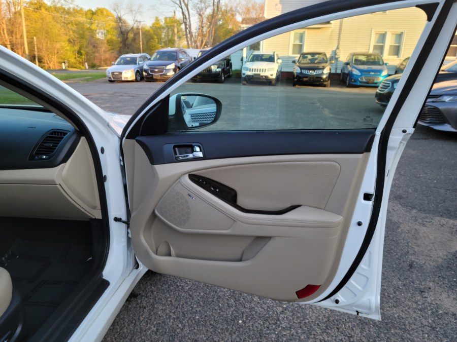 2013 Kia Optima 4dr Sdn EX Leather Double Navi Panoramic Roof, available for sale in East Windsor, Connecticut | Toro Auto. East Windsor, Connecticut 2013 Kia Optima 4dr Sdn EX Leather Double Navi Panoramic Roof, available for sale in East Windsor, Connecticut | Toro Auto. East Windsor, Connecticut