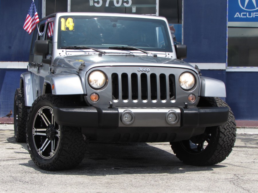 2014 Jeep Wrangler Unlimited 4WD 4dr Willys Wheeler, available for sale in Orlando, Florida | VIP Auto Enterprise, Inc. Orlando, Florida