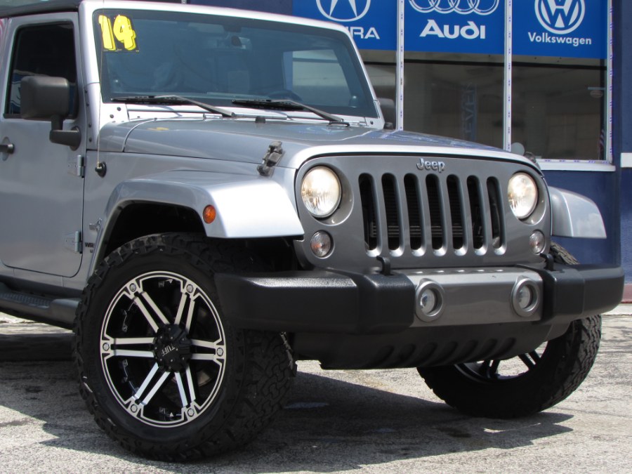 2014 Jeep Wrangler Unlimited 4WD 4dr Willys Wheeler, available for sale in Orlando, Florida | VIP Auto Enterprise, Inc. Orlando, Florida 2014 Jeep Wrangler Unlimited 4WD 4dr Willys Wheeler, available for sale in Orlando, Florida | VIP Auto Enterprise, Inc. Orlando, Florida