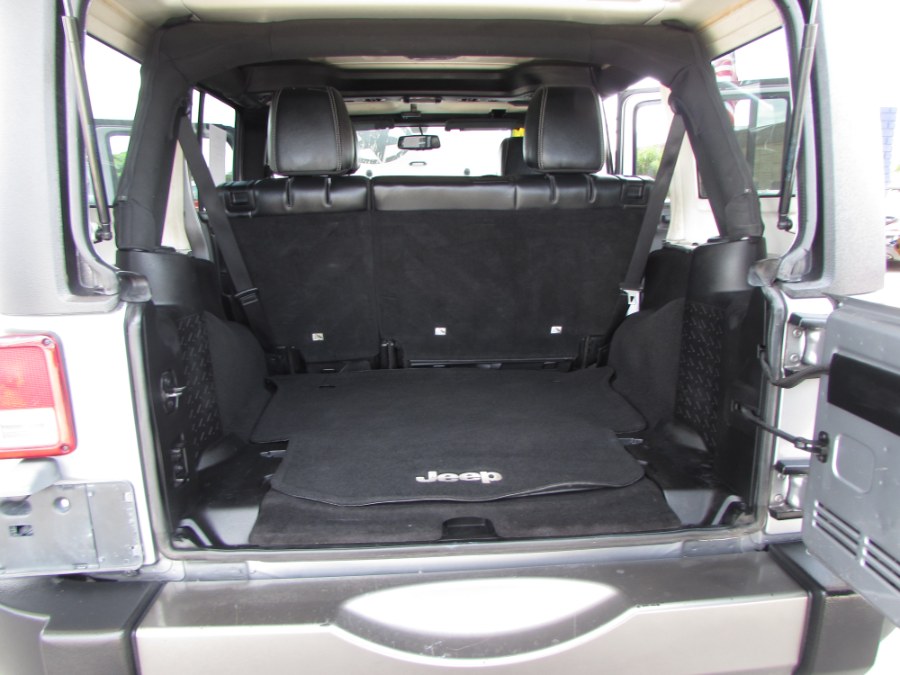 2014 Jeep Wrangler Unlimited 4WD 4dr Willys Wheeler, available for sale in Orlando, Florida | VIP Auto Enterprise, Inc. Orlando, Florida 2014 Jeep Wrangler Unlimited 4WD 4dr Willys Wheeler, available for sale in Orlando, Florida | VIP Auto Enterprise, Inc. Orlando, Florida