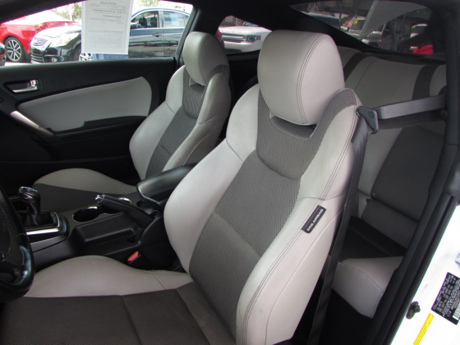 2015 Hyundai Genesis Coupe 2dr 3.8L Man Base w/Gray Seats, available for sale in Orlando, Florida | VIP Auto Enterprise, Inc. Orlando, Florida 2015 Hyundai Genesis Coupe 2dr 3.8L Man Base w/Gray Seats, available for sale in Orlando, Florida | VIP Auto Enterprise, Inc. Orlando, Florida