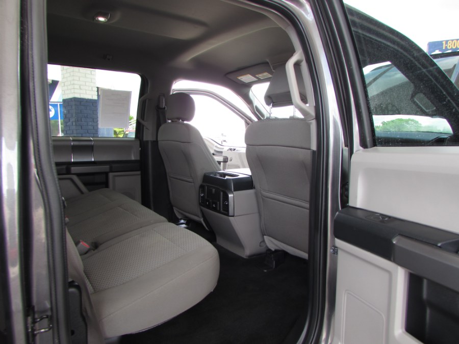 2017 Ford F-150 XLT 2WD SuperCrew 5.5'' Box, available for sale in Orlando, Florida | VIP Auto Enterprise, Inc. Orlando, Florida 2017 Ford F-150 XLT 2WD SuperCrew 5.5'' Box, available for sale in Orlando, Florida | VIP Auto Enterprise, Inc. Orlando, Florida