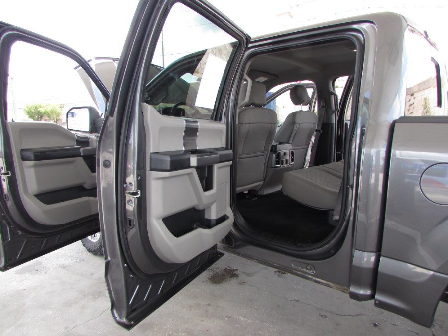 2017 Ford F-150 XLT 2WD SuperCrew 5.5'' Box, available for sale in Orlando, Florida | VIP Auto Enterprise, Inc. Orlando, Florida 2017 Ford F-150 XLT 2WD SuperCrew 5.5'' Box, available for sale in Orlando, Florida | VIP Auto Enterprise, Inc. Orlando, Florida