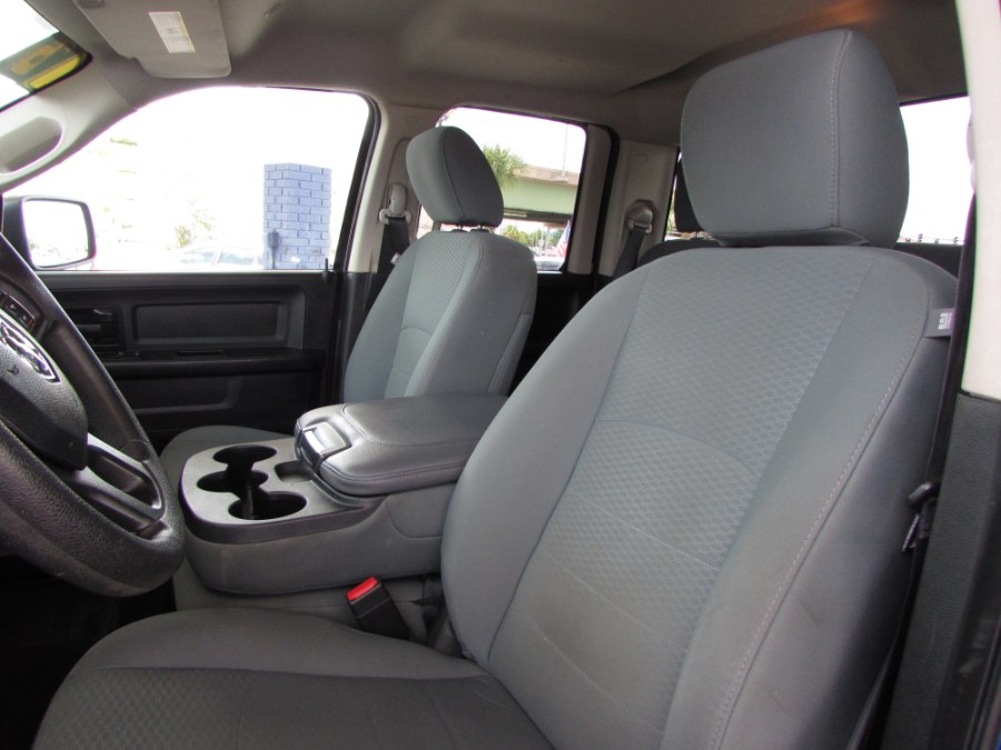 2017 Ram 1500 Express 4x4 Quad Cab 6''4" Box, available for sale in Orlando, Florida | VIP Auto Enterprise, Inc. Orlando, Florida 2017 Ram 1500 Express 4x4 Quad Cab 6''4" Box, available for sale in Orlando, Florida | VIP Auto Enterprise, Inc. Orlando, Florida