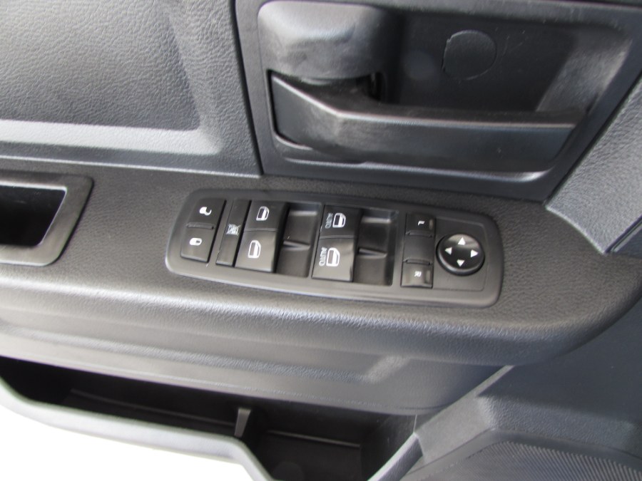 2017 Ram 1500 Express 4x4 Quad Cab 6''4" Box, available for sale in Orlando, Florida | VIP Auto Enterprise, Inc. Orlando, Florida 2017 Ram 1500 Express 4x4 Quad Cab 6''4" Box, available for sale in Orlando, Florida | VIP Auto Enterprise, Inc. Orlando, Florida