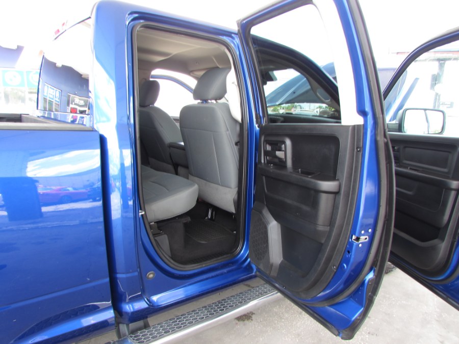 2017 Ram 1500 Express 4x4 Quad Cab 6''4" Box, available for sale in Orlando, Florida | VIP Auto Enterprise, Inc. Orlando, Florida 2017 Ram 1500 Express 4x4 Quad Cab 6''4" Box, available for sale in Orlando, Florida | VIP Auto Enterprise, Inc. Orlando, Florida