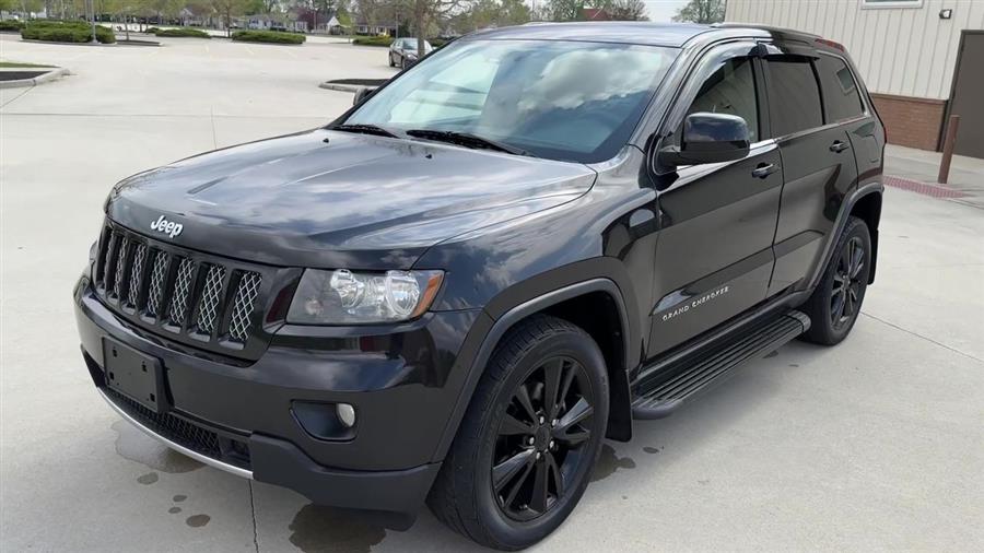 2013 Jeep Grand Cherokee 4WD 4dr Laredo Altitude *Ltd Avail*, available for sale in Elida, Ohio | Josh's All Under Ten LLC. Elida, Ohio 2013 Jeep Grand Cherokee 4WD 4dr Laredo Altitude *Ltd Avail*, available for sale in Elida, Ohio | Josh's All Under Ten LLC. Elida, Ohio