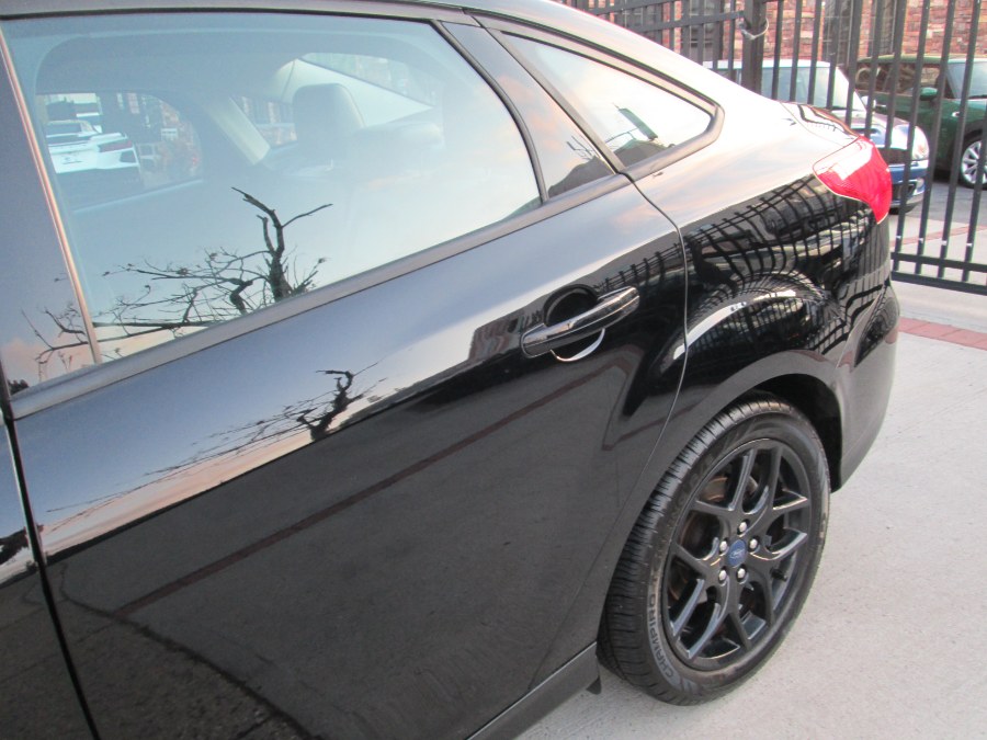 2016 Ford Focus 4dr Sdn SE, available for sale in Massapequa, New York | South Shore Auto Brokers & Sales. Massapequa, New York 2016 Ford Focus 4dr Sdn SE, available for sale in Massapequa, New York | South Shore Auto Brokers & Sales. Massapequa, New York