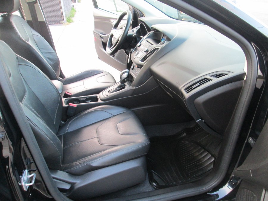 2016 Ford Focus 4dr Sdn SE, available for sale in Massapequa, New York | South Shore Auto Brokers & Sales. Massapequa, New York 2016 Ford Focus 4dr Sdn SE, available for sale in Massapequa, New York | South Shore Auto Brokers & Sales. Massapequa, New York