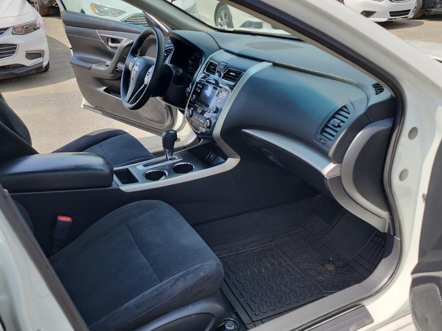 2015 Nissan Altima 4dr Sdn I4 2.5 S, available for sale in Temple Hills, Maryland | Temple Hills Used Car. Temple Hills, Maryland 2015 Nissan Altima 4dr Sdn I4 2.5 S, available for sale in Temple Hills, Maryland | Temple Hills Used Car. Temple Hills, Maryland