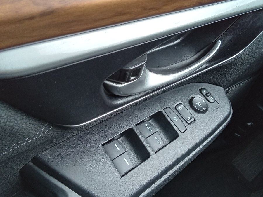 2020 Honda CR-V EX AWD, available for sale in Irvington, New Jersey | NJ Used Cars Center. Irvington, New Jersey 2020 Honda CR-V EX AWD, available for sale in Irvington, New Jersey | NJ Used Cars Center. Irvington, New Jersey