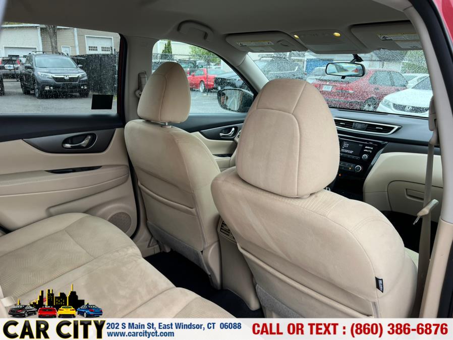 2016 Nissan Rogue AWD 4dr SV, available for sale in East Windsor, Connecticut | Car City LLC. East Windsor, Connecticut 2016 Nissan Rogue AWD 4dr SV, available for sale in East Windsor, Connecticut | Car City LLC. East Windsor, Connecticut