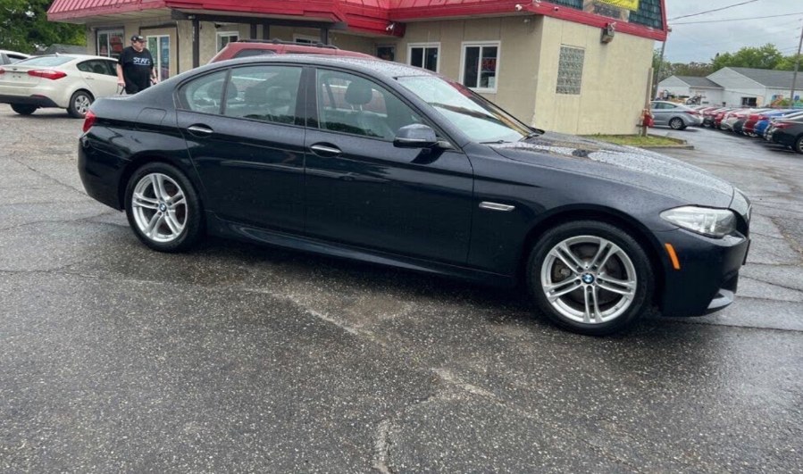 2014 BMW 5 Series 4dr Sdn 528i xDrive AWD, available for sale in Jersey City, New Jersey | Car Valley Group. Jersey City, New Jersey 2014 BMW 5 Series 4dr Sdn 528i xDrive AWD, available for sale in Jersey City, New Jersey | Car Valley Group. Jersey City, New Jersey
