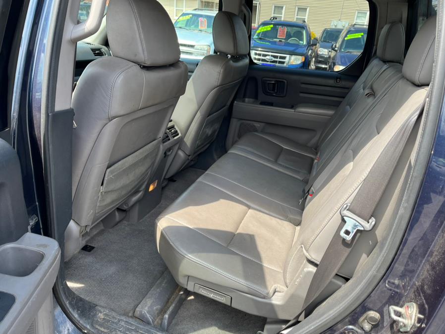 2010 Honda Ridgeline 4WD Crew Cab RTL, available for sale in East Windsor, Connecticut | CT Car Co LLC. East Windsor, Connecticut 2010 Honda Ridgeline 4WD Crew Cab RTL, available for sale in East Windsor, Connecticut | CT Car Co LLC. East Windsor, Connecticut