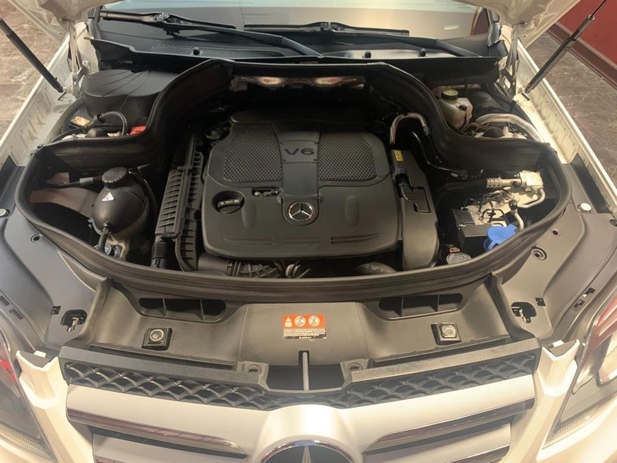 2014 Mercedes-benz Glk GLK 350 4MATIC, available for sale in Deer Park, New York | Select Motor Cars. Deer Park, New York 2014 Mercedes-benz Glk GLK 350 4MATIC, available for sale in Deer Park, New York | Select Motor Cars. Deer Park, New York