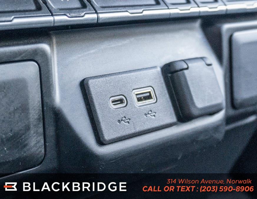 2019 Chevrolet Silverado 1500 4WD Crew Cab 147" LT, available for sale in Norwalk, Connecticut | Black Bridge Motors, LLC. Norwalk, Connecticut 2019 Chevrolet Silverado 1500 4WD Crew Cab 147" LT, available for sale in Norwalk, Connecticut | Black Bridge Motors, LLC. Norwalk, Connecticut