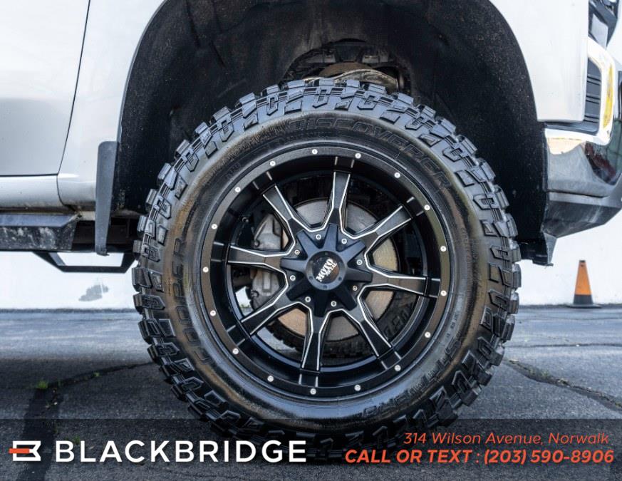 2019 Chevrolet Silverado 1500 4WD Crew Cab 147" LT, available for sale in Norwalk, Connecticut | Black Bridge Motors, LLC. Norwalk, Connecticut 2019 Chevrolet Silverado 1500 4WD Crew Cab 147" LT, available for sale in Norwalk, Connecticut | Black Bridge Motors, LLC. Norwalk, Connecticut