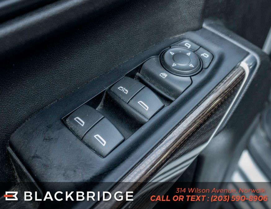 2019 Chevrolet Silverado 1500 4WD Crew Cab 147" LT, available for sale in Norwalk, Connecticut | Black Bridge Motors, LLC. Norwalk, Connecticut 2019 Chevrolet Silverado 1500 4WD Crew Cab 147" LT, available for sale in Norwalk, Connecticut | Black Bridge Motors, LLC. Norwalk, Connecticut