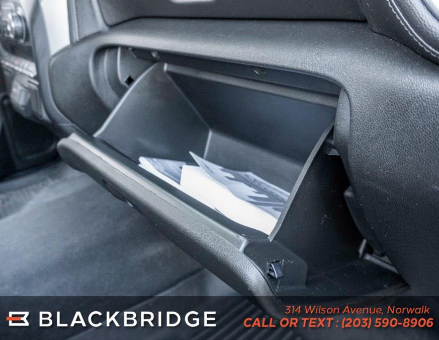 2019 Chevrolet Silverado 1500 4WD Crew Cab 147" LT, available for sale in Norwalk, Connecticut | Black Bridge Motors, LLC. Norwalk, Connecticut 2019 Chevrolet Silverado 1500 4WD Crew Cab 147" LT, available for sale in Norwalk, Connecticut | Black Bridge Motors, LLC. Norwalk, Connecticut