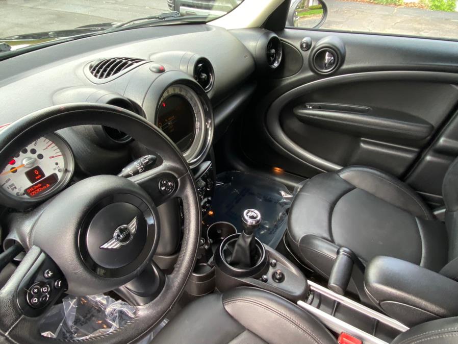 2014 MINI Cooper Countryman FWD 4dr S, available for sale in Canton, Connecticut | Lava Motors 2 Inc. Canton, Connecticut 2014 MINI Cooper Countryman FWD 4dr S, available for sale in Canton, Connecticut | Lava Motors 2 Inc. Canton, Connecticut