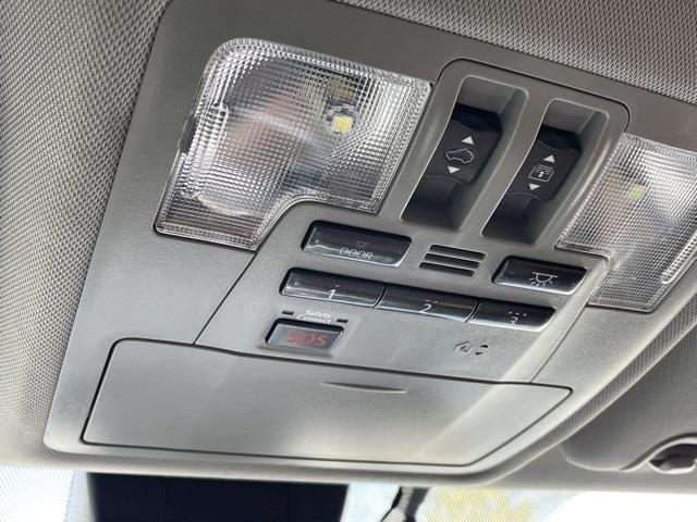 2017 Toyota Highlander Limited, available for sale in Brookfield, Connecticut | Blasius Federal Road. Brookfield, Connecticut 2017 Toyota Highlander Limited, available for sale in Brookfield, Connecticut | Blasius Federal Road. Brookfield, Connecticut