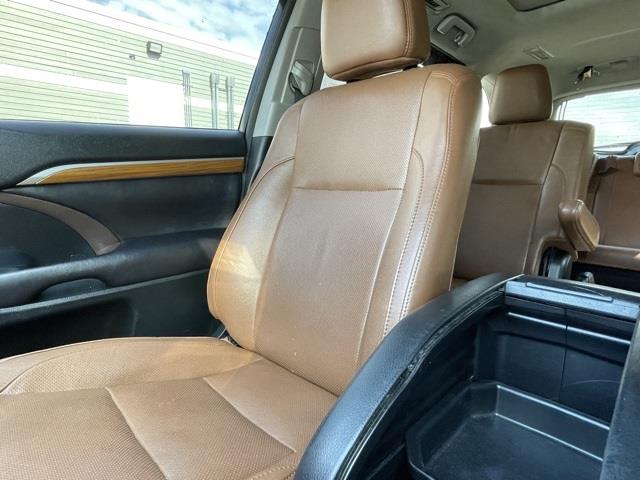 2017 Toyota Highlander Limited, available for sale in Brookfield, Connecticut | Blasius Federal Road. Brookfield, Connecticut 2017 Toyota Highlander Limited, available for sale in Brookfield, Connecticut | Blasius Federal Road. Brookfield, Connecticut