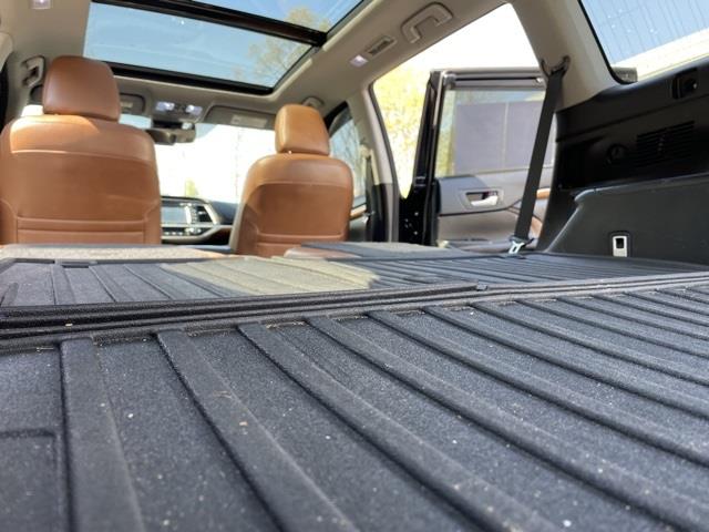 2017 Toyota Highlander Limited, available for sale in Brookfield, Connecticut | Blasius Federal Road. Brookfield, Connecticut 2017 Toyota Highlander Limited, available for sale in Brookfield, Connecticut | Blasius Federal Road. Brookfield, Connecticut