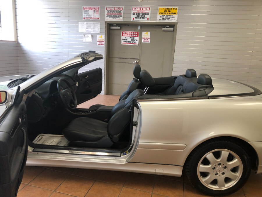 2000 Mercedes-Benz CLK-Class 2dr Cabriolet 3.2L, available for sale in Suffern, New York | Rockland Motor Sport. Suffern, New York 2000 Mercedes-Benz CLK-Class 2dr Cabriolet 3.2L, available for sale in Suffern, New York | Rockland Motor Sport. Suffern, New York