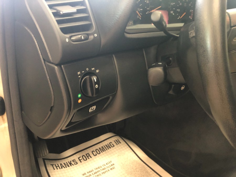 2000 Mercedes-Benz CLK-Class 2dr Cabriolet 3.2L, available for sale in Suffern, New York | Rockland Motor Sport. Suffern, New York 2000 Mercedes-Benz CLK-Class 2dr Cabriolet 3.2L, available for sale in Suffern, New York | Rockland Motor Sport. Suffern, New York