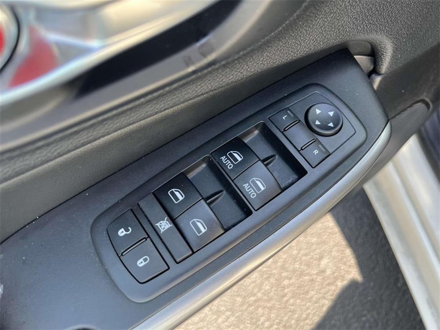 2019 Jeep Cherokee Limited, available for sale in Wantagh, New York | Wantagh Certified. Wantagh, New York 2019 Jeep Cherokee Limited, available for sale in Wantagh, New York | Wantagh Certified. Wantagh, New York
