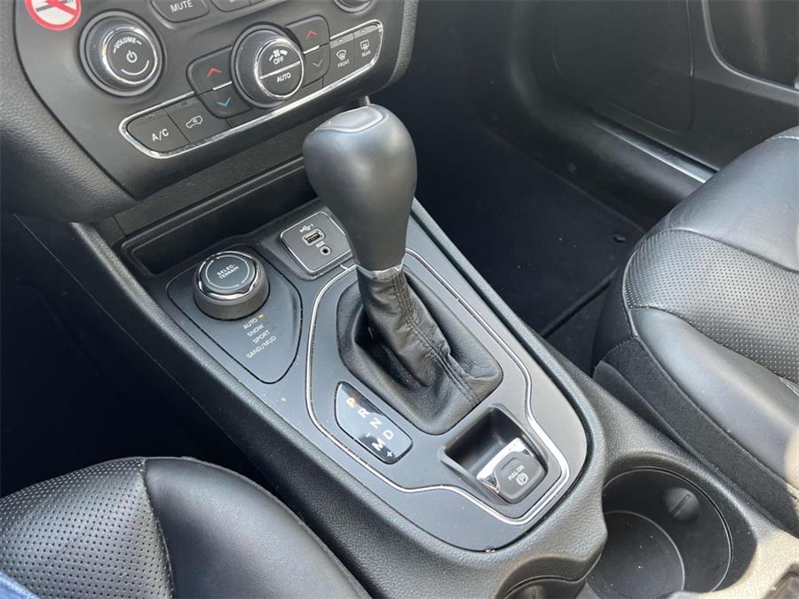 2019 Jeep Cherokee Limited, available for sale in Wantagh, New York | Wantagh Certified. Wantagh, New York 2019 Jeep Cherokee Limited, available for sale in Wantagh, New York | Wantagh Certified. Wantagh, New York