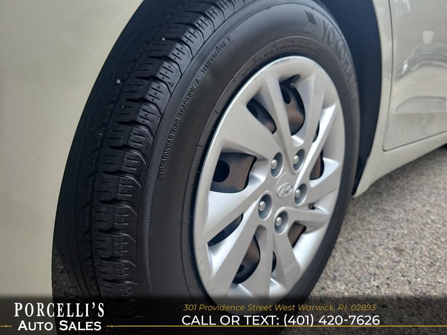 2017 Hyundai Elantra SE 2.0L Auto PZEV (Ulsan) *Ltd Avail*, available for sale in West Warwick, Rhode Island | Porcelli's Auto Sales. West Warwick, Rhode Island 2017 Hyundai Elantra SE 2.0L Auto PZEV (Ulsan) *Ltd Avail*, available for sale in West Warwick, Rhode Island | Porcelli's Auto Sales. West Warwick, Rhode Island