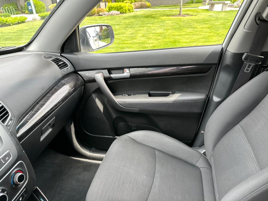 2015 Kia Sorento AWD 4dr I4 LX, available for sale in Copiague, New York | Great Buy Auto Sales. Copiague, New York 2015 Kia Sorento AWD 4dr I4 LX, available for sale in Copiague, New York | Great Buy Auto Sales. Copiague, New York
